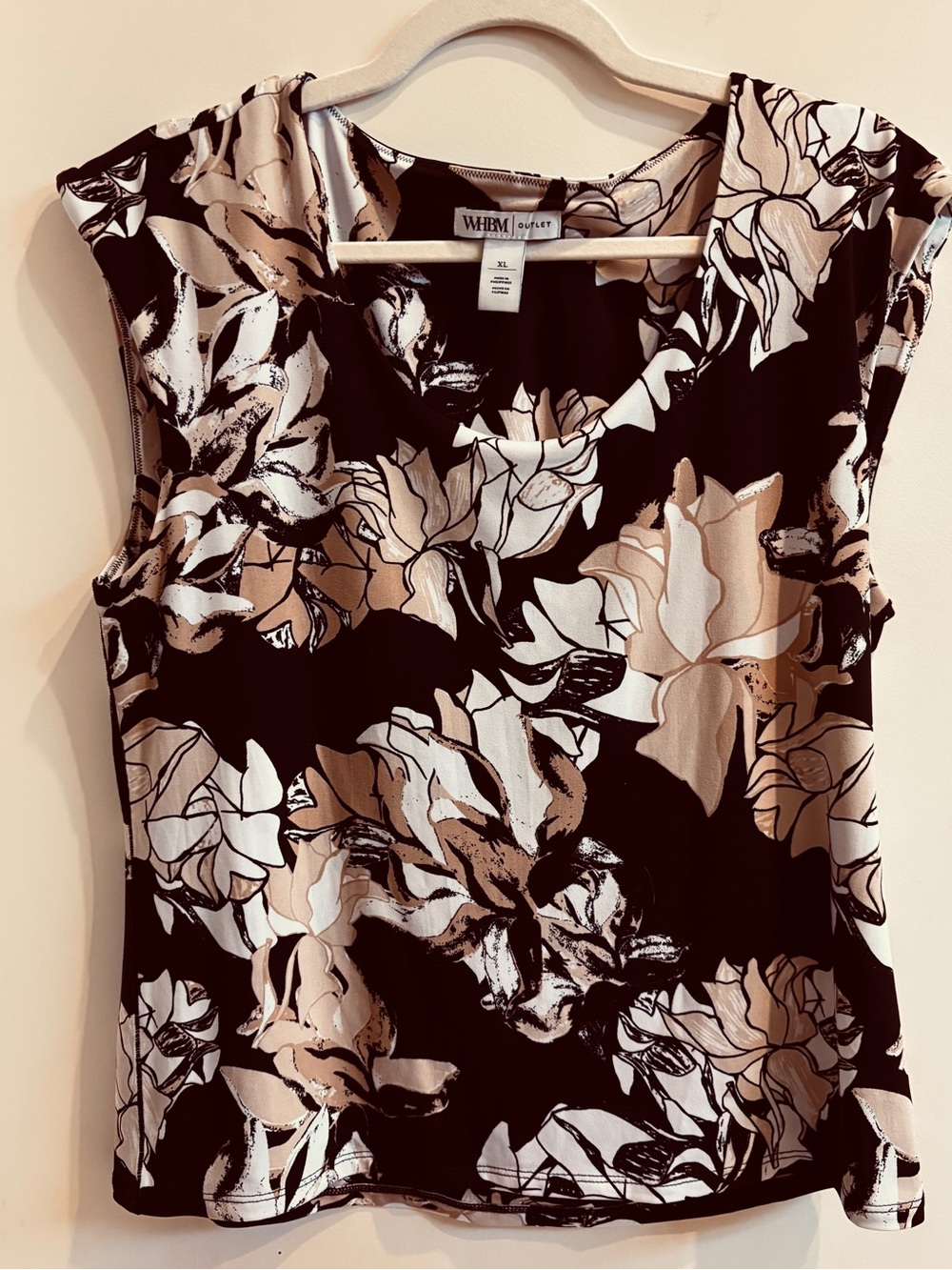 White House Black Market Black Floral Sleeveless Shell Top with Cream Accents